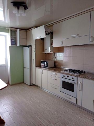 Здається двоярусна 3-х кім. к-ра по пр. Перемоги. АВТОНОМНЕ опалення.