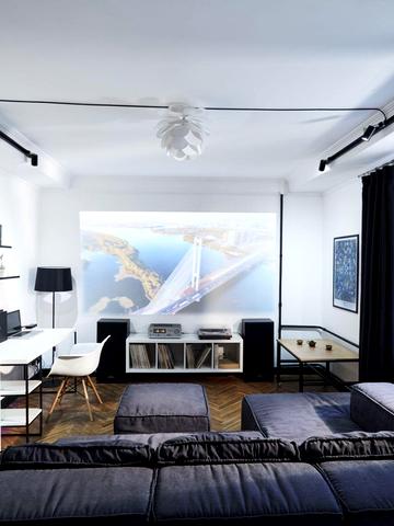 Миколи Міхновського бульв. (Дружби народів), 32