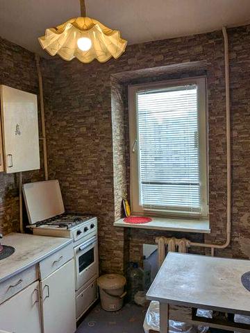 Оренда 1-км квартира 5/9/Ц  30/17/6 Кобзарська 5Черкаси частково мебл.