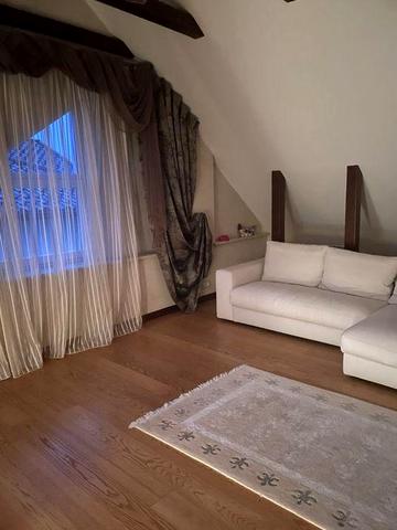 Сдам просторный дом. Санжейка