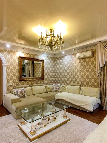 Миколи Закревського вул., 12