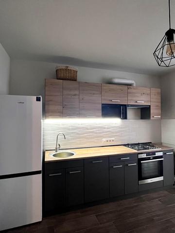 Сімейна вул., 4