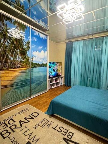 Сдаётся квартира 3-кімнатна,пров.Вакзальна
 
- Товсті стіни, тепла та