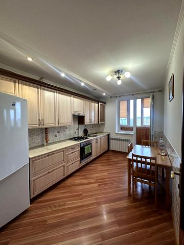 Угорницька вул., 10а