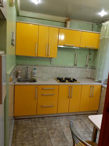 Богдана Хмельницького бульв., 18