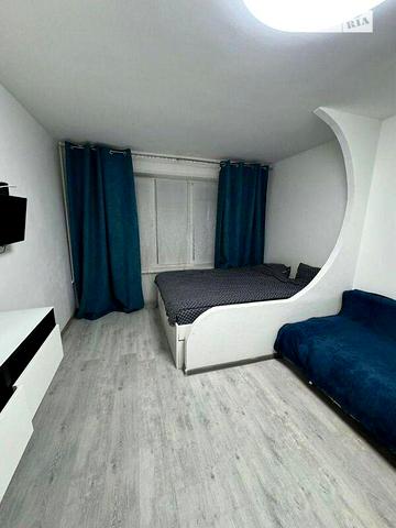 Довгострокова оренда 1к Квартира Софії Яблонської (Заводська) вулиця