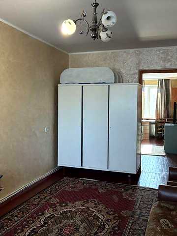 Продаж 2к Квартира Космонавтів вулиця