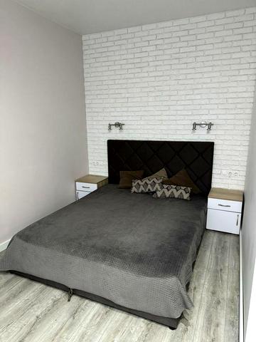 Велика Кільцева вул., 9