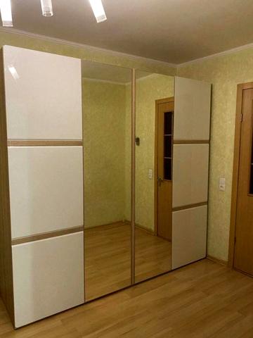 Сдам 2х комн квартиру м. Дворец Спорта