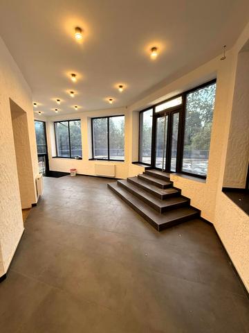 Головна вул., 114