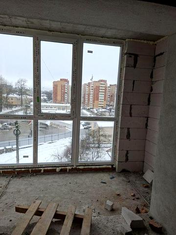 Продаж 1 кім. неподалік центра