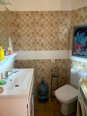 Сдам комнаты в доме долгосрочно возле моря