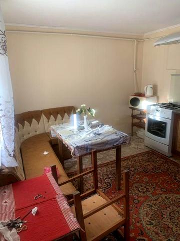 Здається будинок на короткий термін.