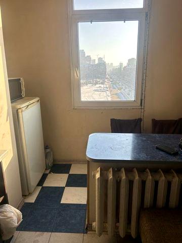 В.Васильківська  буд. 101, двокімнатна квартира біля метро.