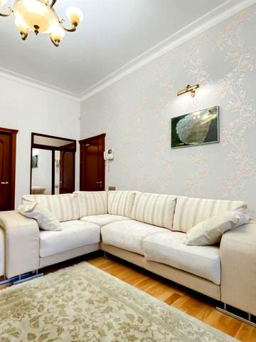 Заньковецької вул., 5/2