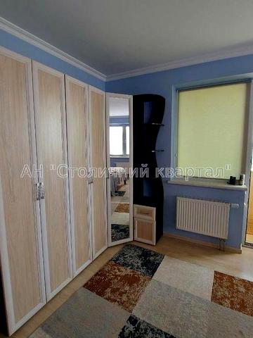 Продаж, 2-кімнатна, 83 м2, вул. Бориспільська, 4, Дарницький