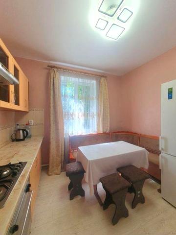 Сдам 3х к.кв метро Турбоатом, м. Заводская, посёлок  Артема