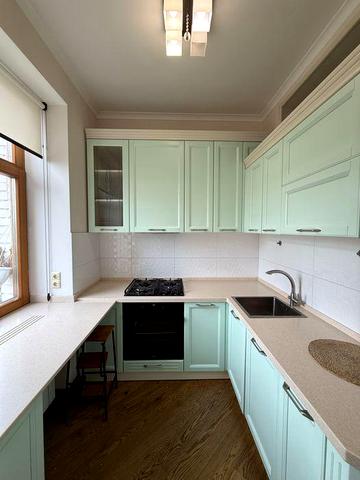 Квартира вул. Дмитра дорошенка ( Чогоріна), 55 м. Палац Украіни