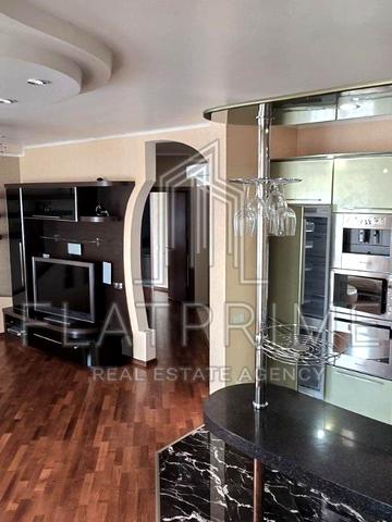 Дмитра Чижевського вул. (Петра Чаадаєва), 2-В