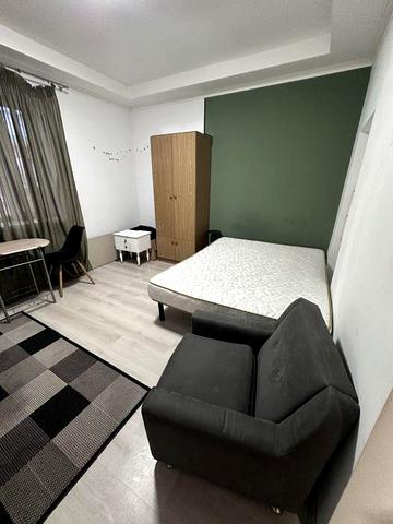 Здається дуже колоритна квартира в самому центрі Ужгорода