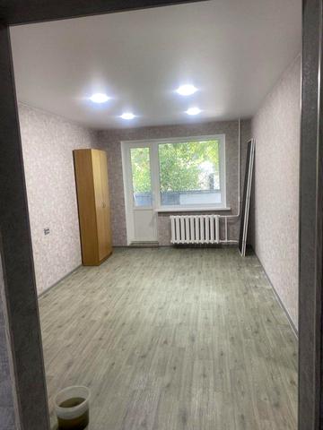 Сонячна Набережна вул. (Маршала Малиновського), 12