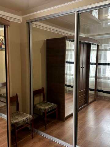 Парамонова ул., 11, Коммунарский, Запоріжжя, Запорізька 40000 USD