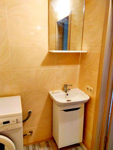 Оренда однокімнатної квартири від власника в новому будинку в центрі І