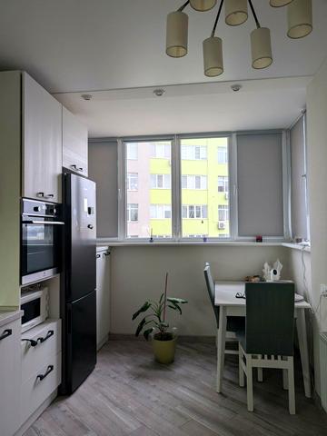 Віталія Скакуна вул. (Академіка Каблукова), 25