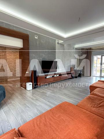 Бородинська вул.