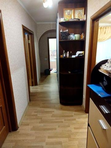 Продаётся  3-х комнатная квартира в Обухове.