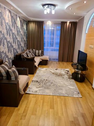 Валерія Лобановського вул., 29