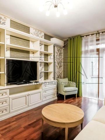 Івана Мазепи вул. (Січневого Повстання), 11-А