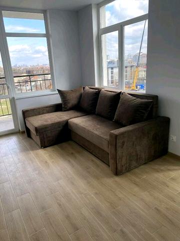 Добробутна вул., 1