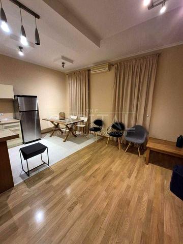 Простора двостороння квартира цегляного будинку,5 хв до метро