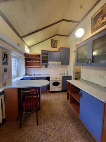 Івана Мазепи вул. (Січневого Повстання), 3