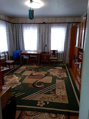 Продам добротну  садибу