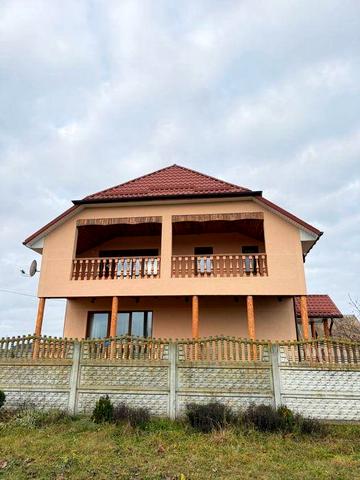 Продаж будинку в селі Забороль