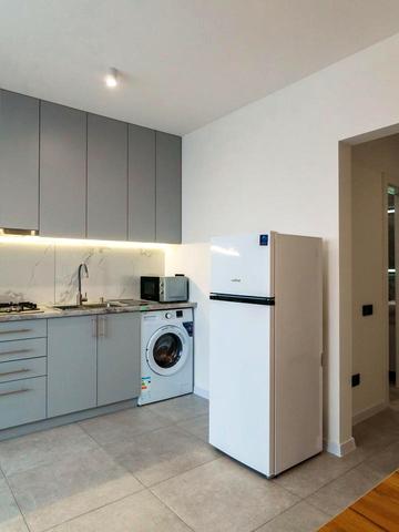 Карпатська вул., 17-Б