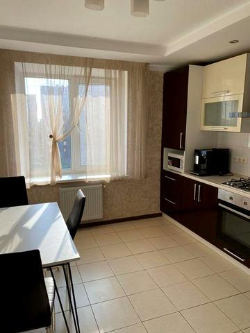 Здається квартира в новобудові на Заболотного біля Урожаю