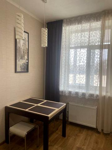 Аренда 3 комн. квартиры, ремонт, новострой, м. Холодная Гора, NP