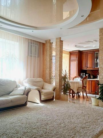 Ярослава Мудрого вул., 60/1