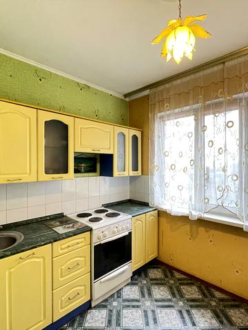 Червоної Калини просп. (Володимира Маяковського), 4-Б