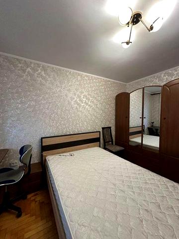 Довгострокова оренда 3-кімнатної квартири вул. Лозовецька