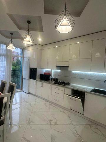 Оренда класної квартири в ЖК Семицвіт вул Шевченка 60