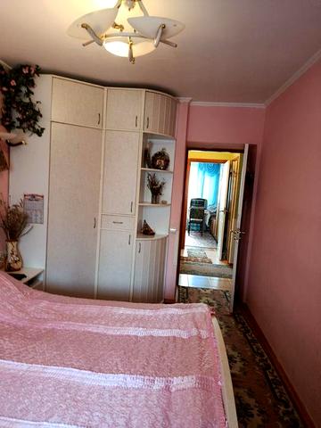 Продам 3- х кімн.,кв цегла Незалежності 4А