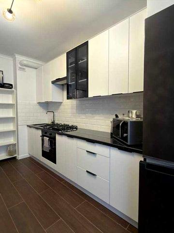 Оренда 2 кімнатної. Обжитий будинок