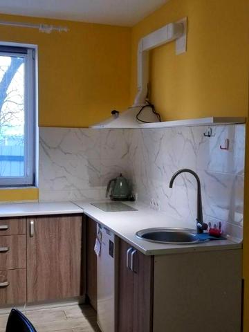 Киргизька вул., 107