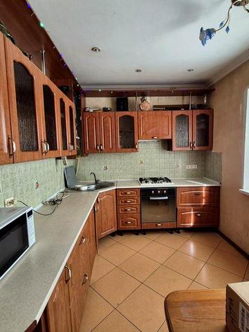 Здається будинок в районі Казбет