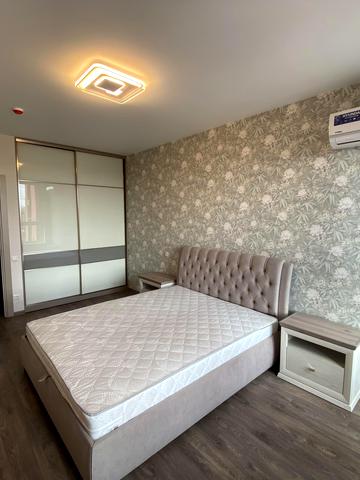 Набережно-Рибальська вул., 27