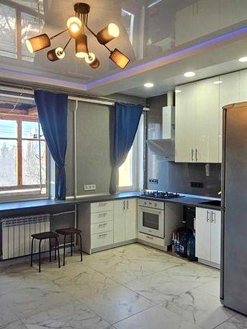 Продам квартиру, 2х кімнатну з ремонтом + гараж в подарунок